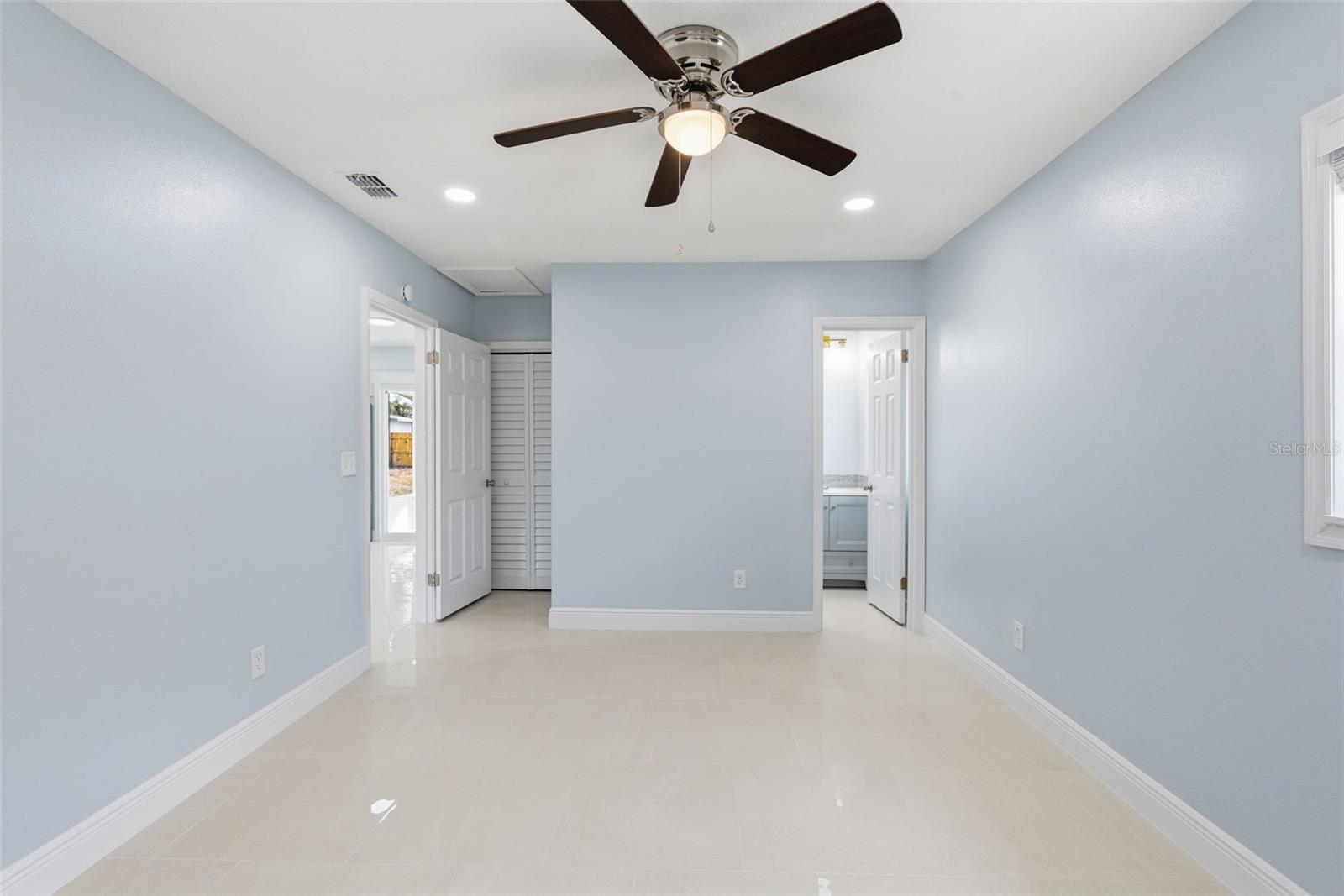 FLORAL GARDENS UNIT 2 - Residential