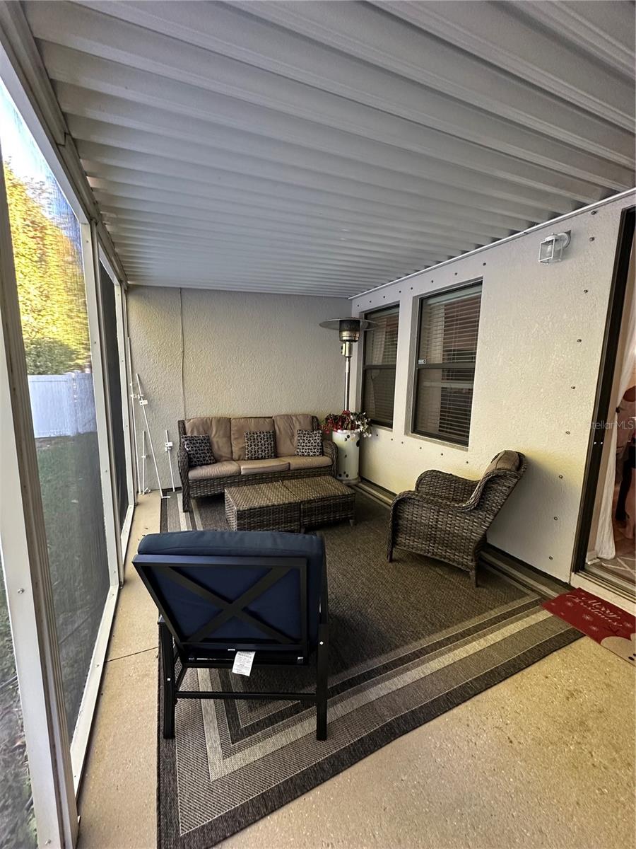 OAKHURST REV POR - Residential