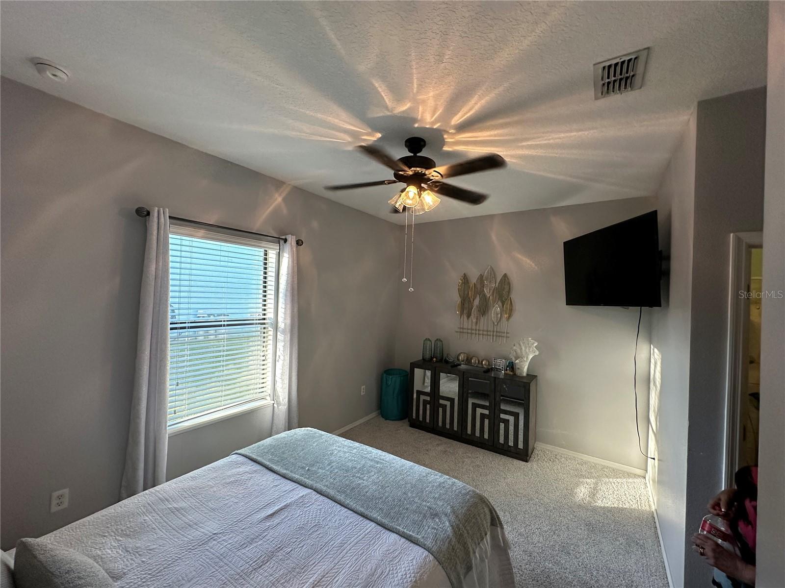 OAKHURST REV POR - Residential