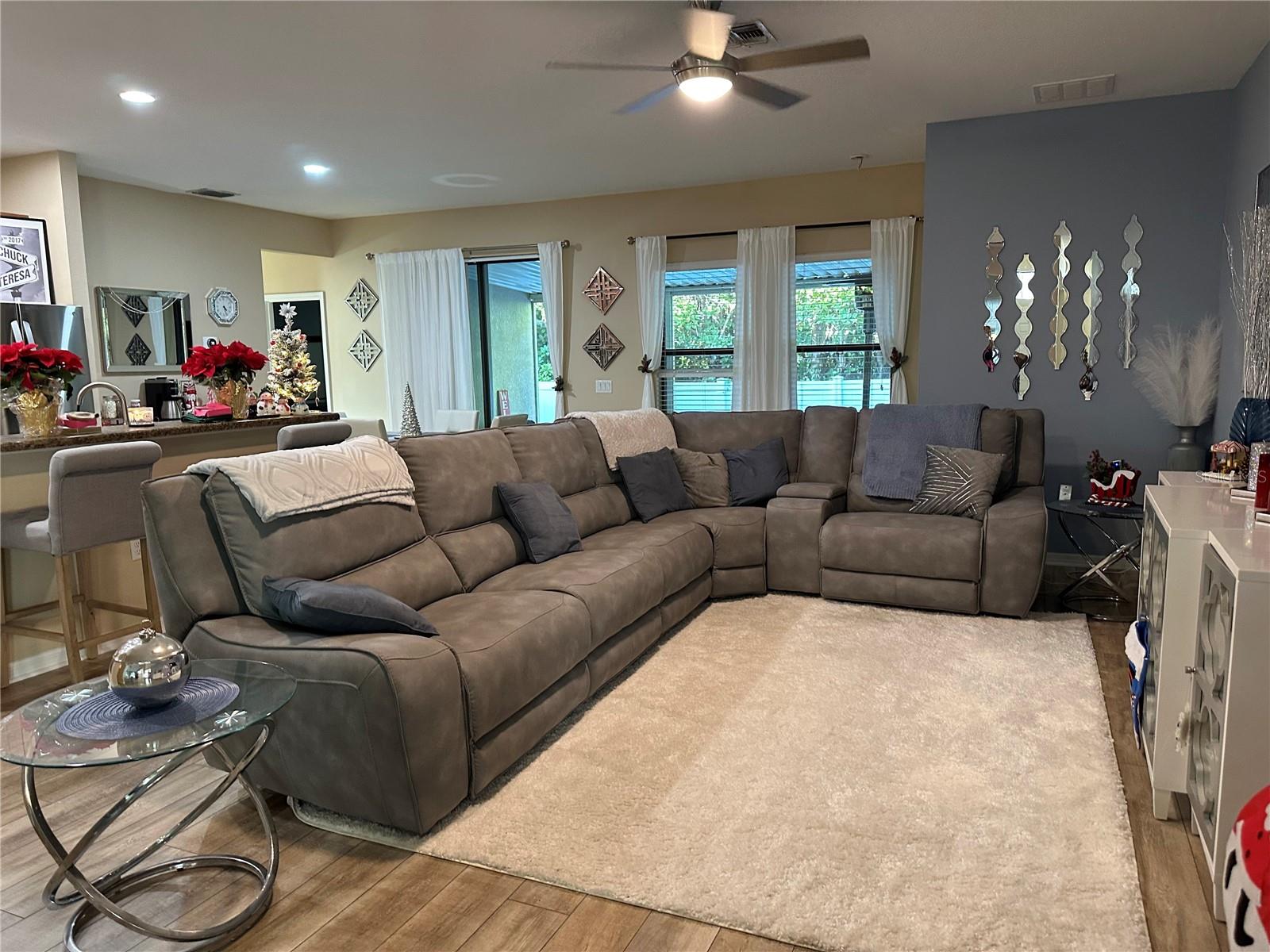 OAKHURST REV POR - Residential