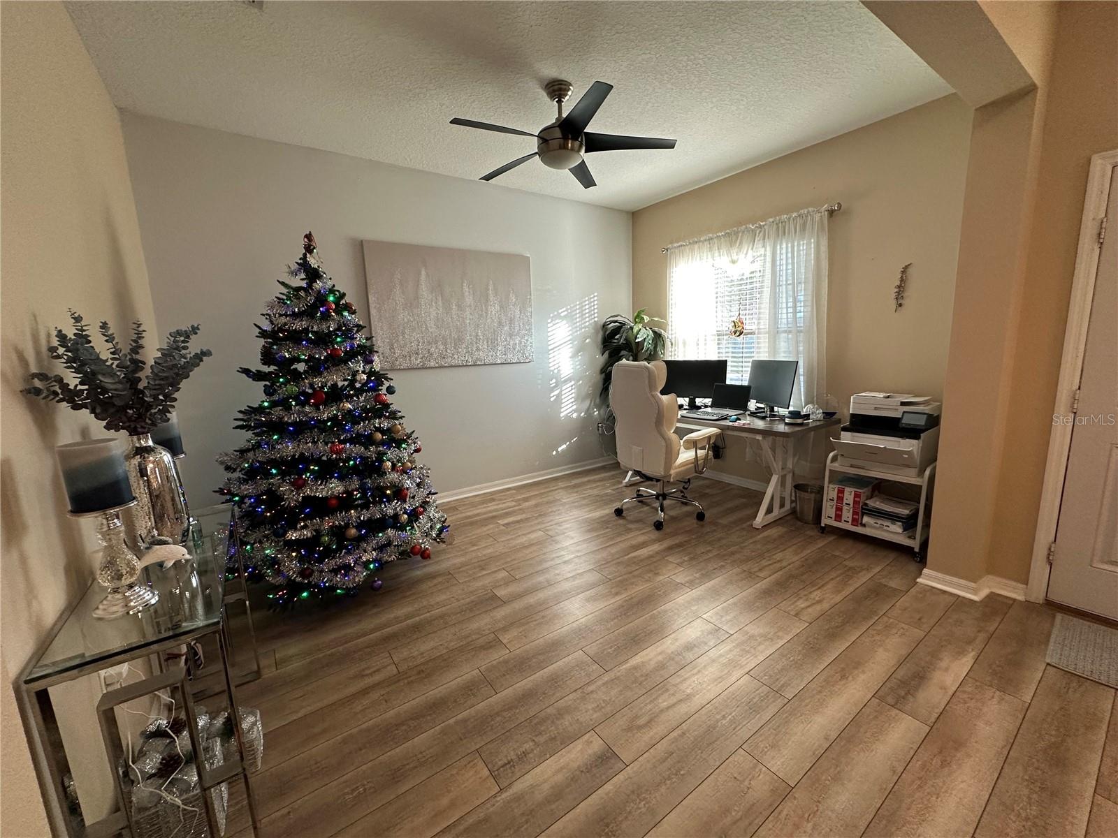 OAKHURST REV POR - Residential