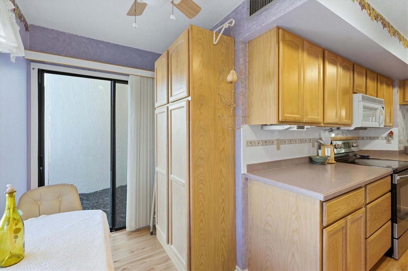 COUNTRY VILLAGE SEC 6 - Residential