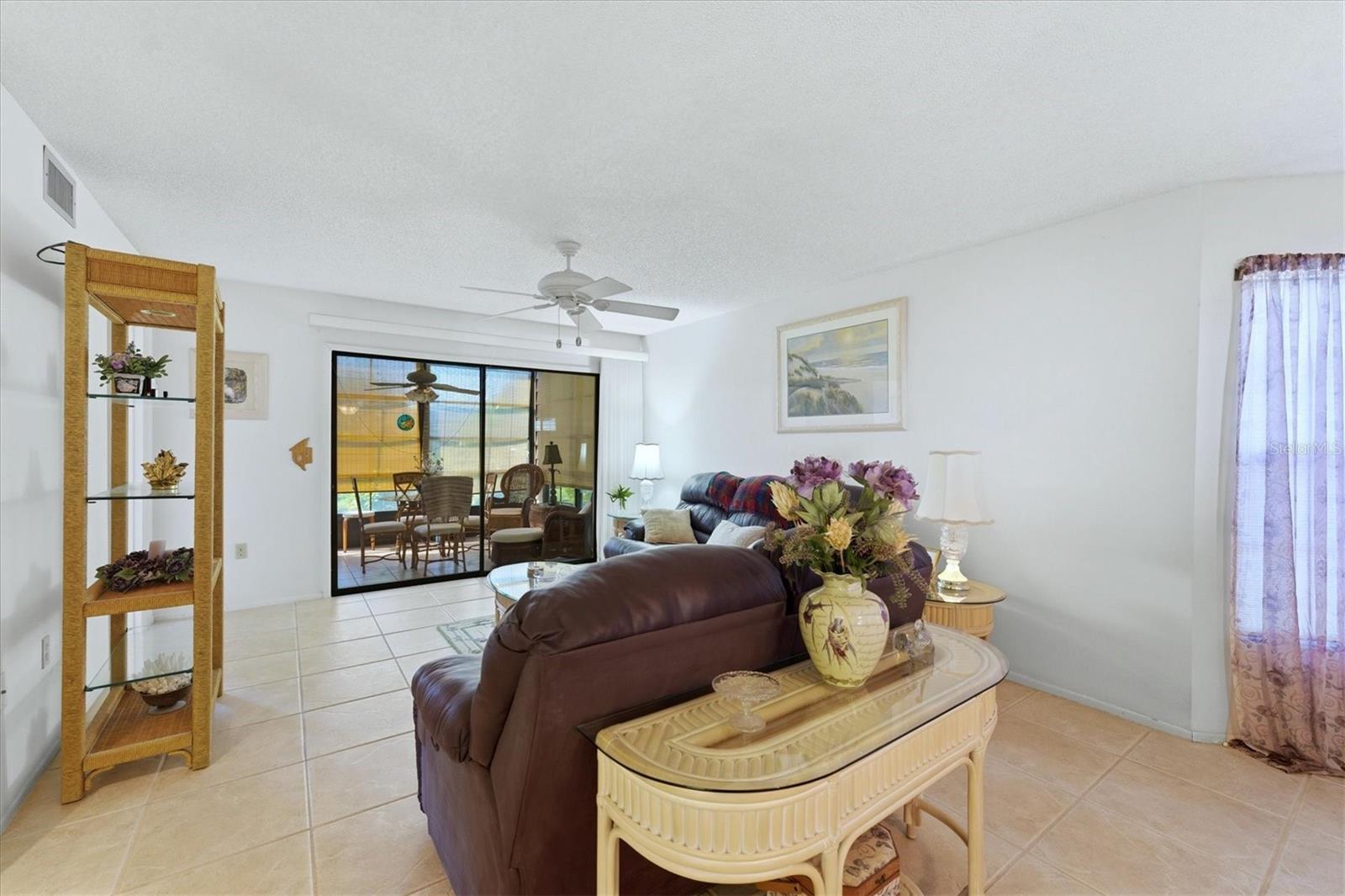 COUNTRY VILLAGE SEC 6 - Residential