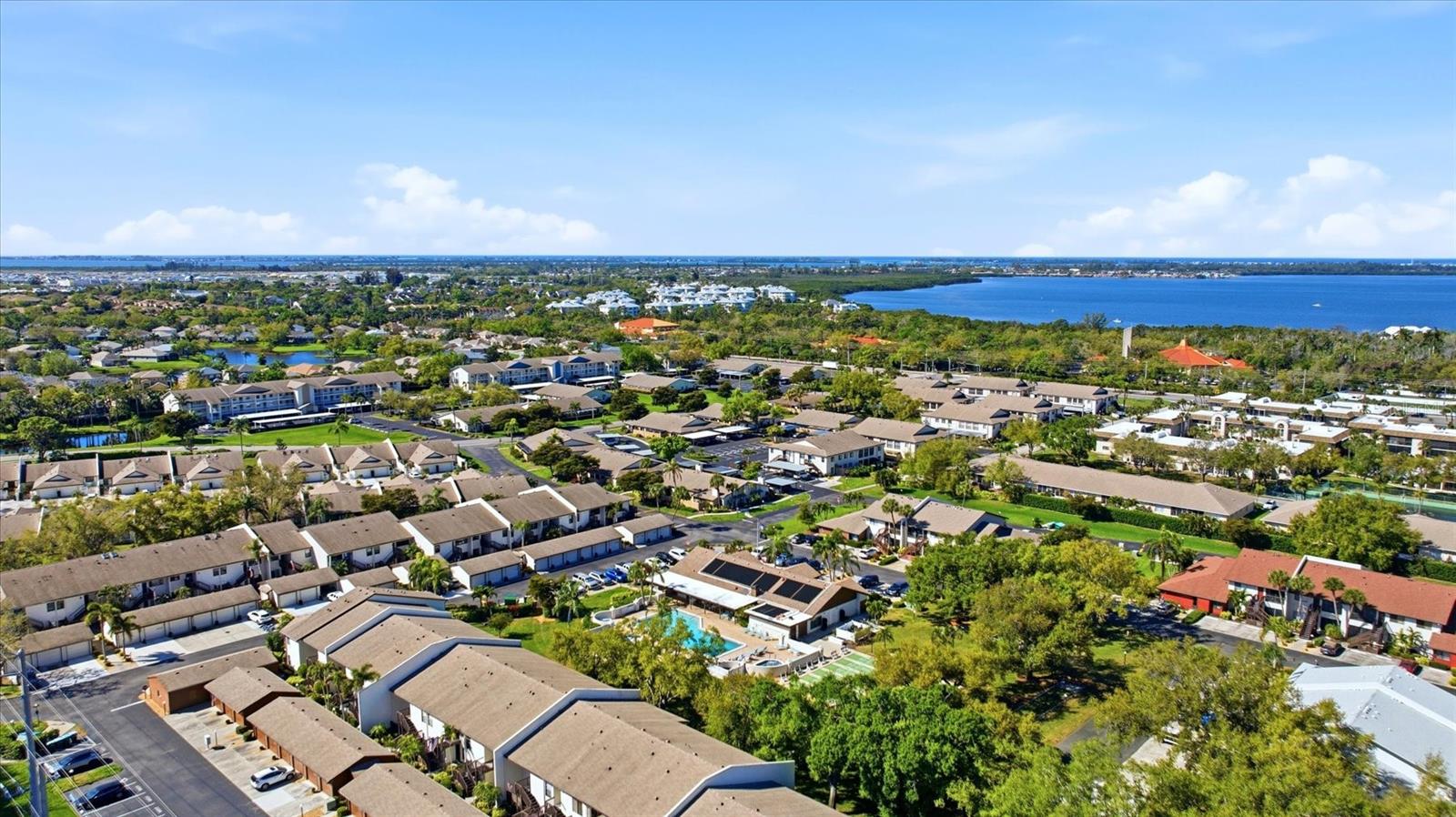 COUNTRY VILLAGE SEC 6 - Residential