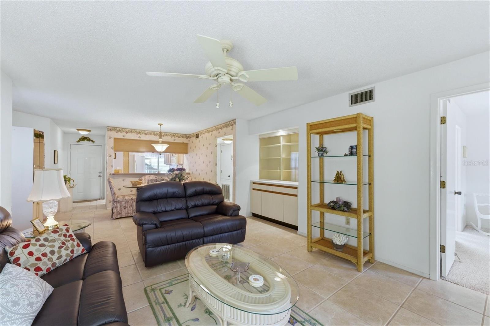 COUNTRY VILLAGE SEC 6 - Residential