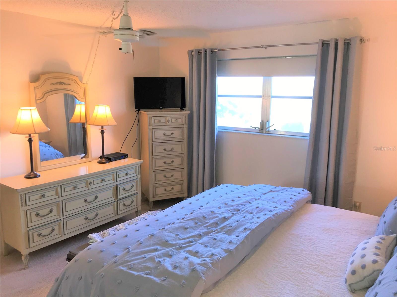 IRONWOOD EIGHTH CONDO OR676/623 - Residential Lease