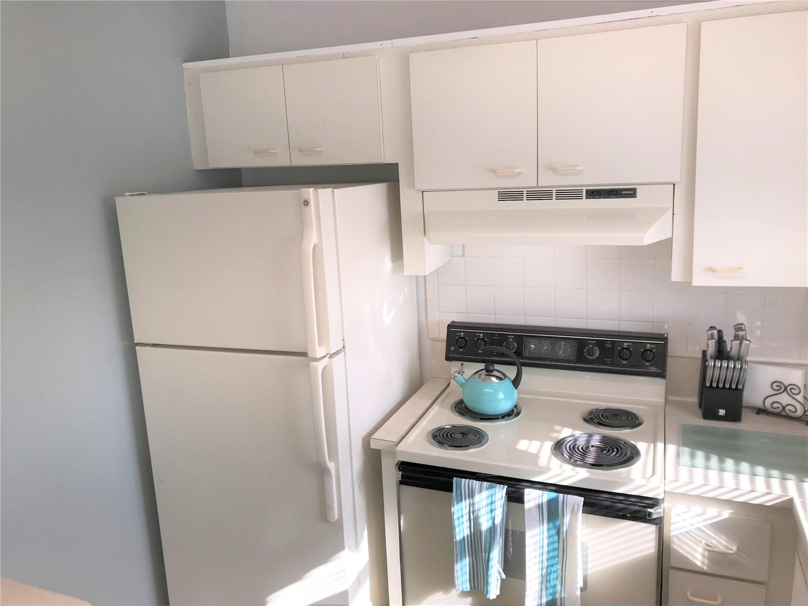 IRONWOOD EIGHTH CONDO OR676/623 - Residential Lease