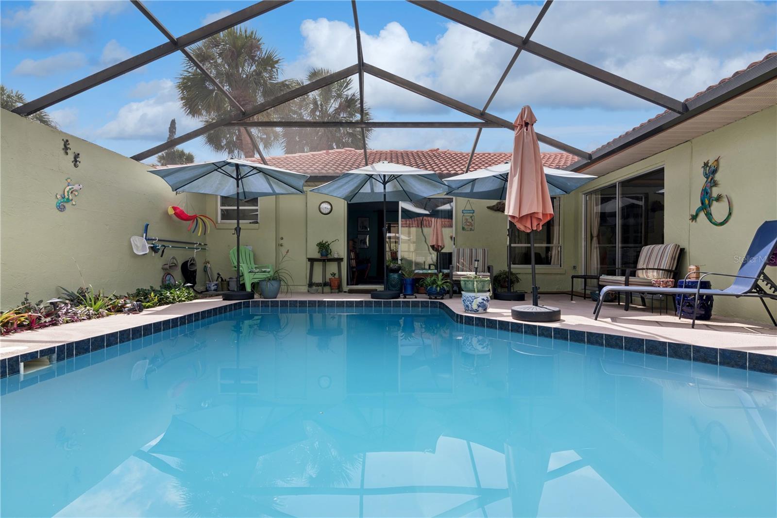 ISLAND CLUB AT ROSEMONT CONDO PH 05 - Residential