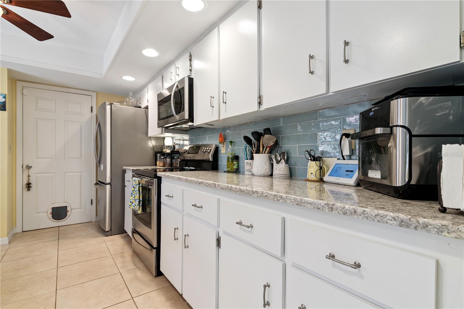 ISLAND CLUB AT ROSEMONT CONDO PH 05 - Residential