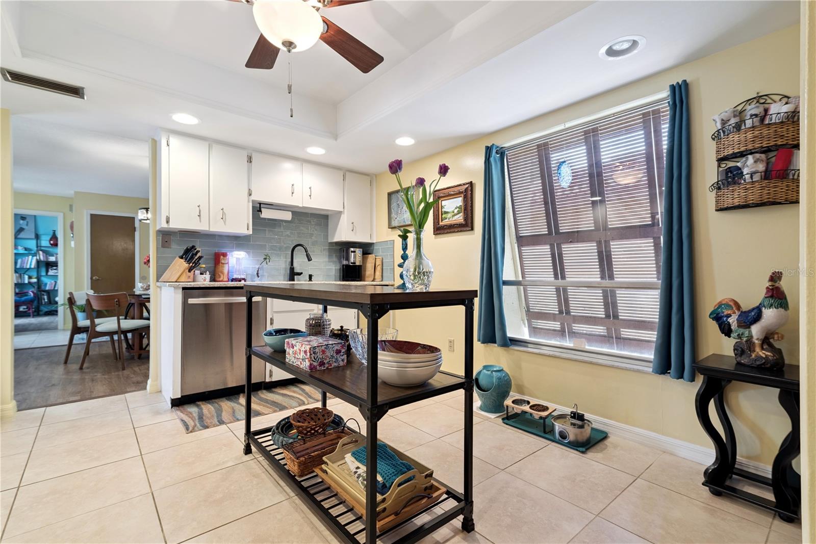 ISLAND CLUB AT ROSEMONT CONDO PH 05 - Residential