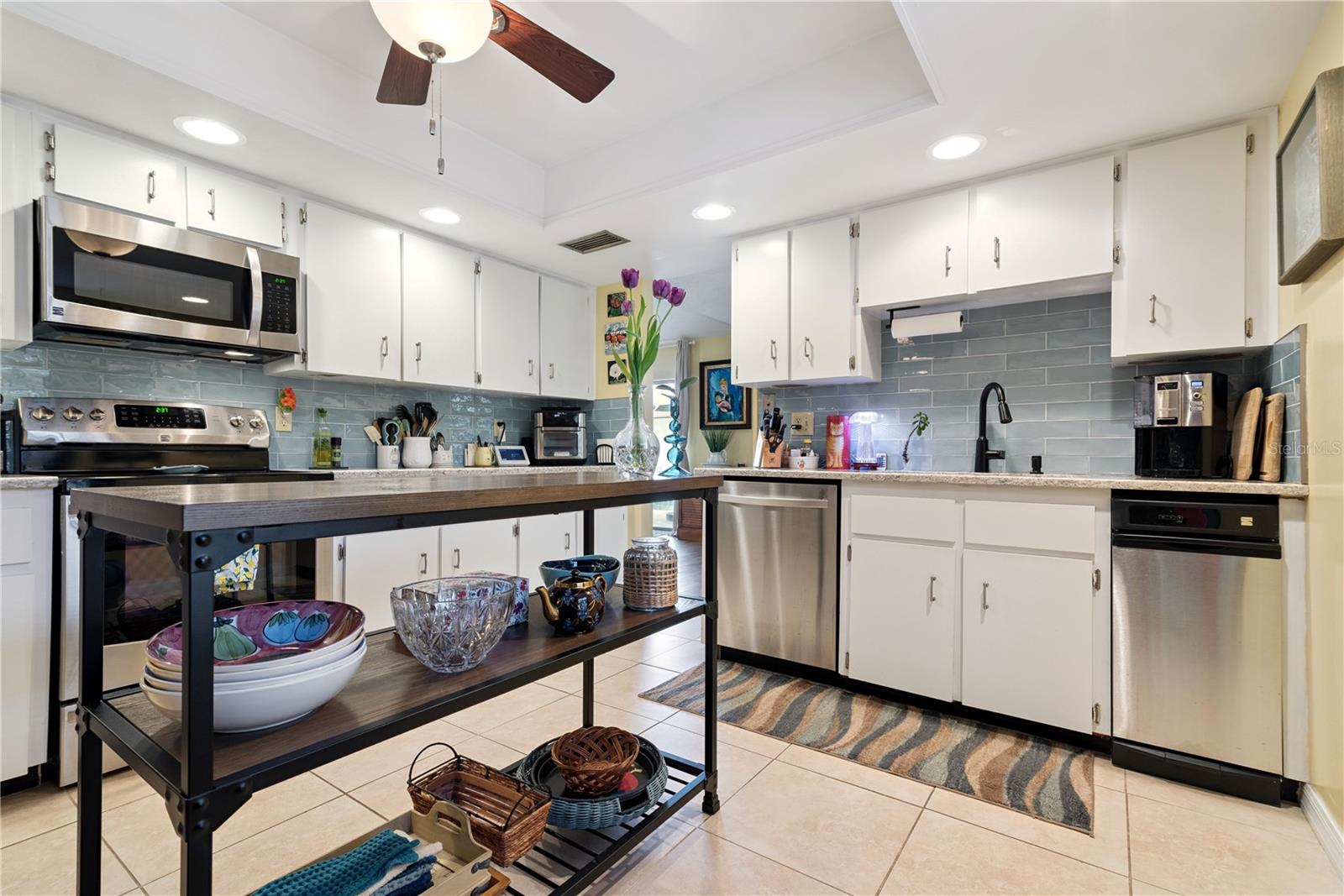 ISLAND CLUB AT ROSEMONT CONDO PH 05 - Residential