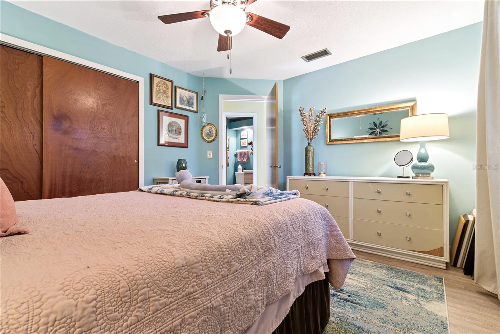 ISLAND CLUB AT ROSEMONT CONDO PH 05 - Residential