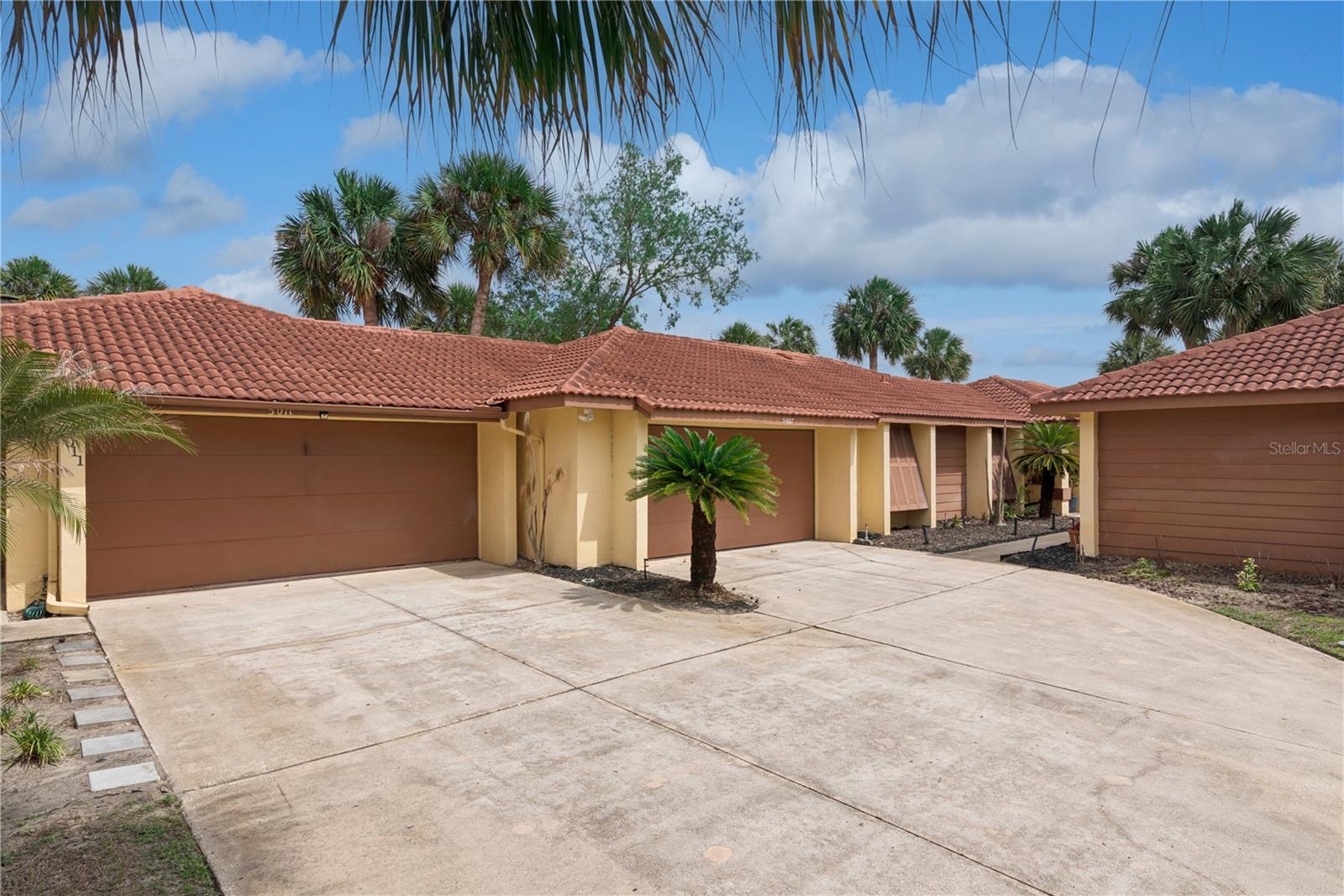 ISLAND CLUB AT ROSEMONT CONDO PH 05 - Residential