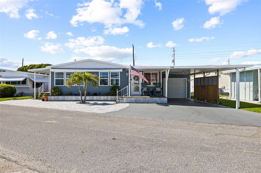Photo of 2109 Ohio Avenue, Bradenton, FL 34207 (MLS # A4691955)
