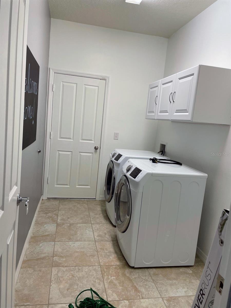 SUMMERLAKE PD PH 1 B - Residential Lease