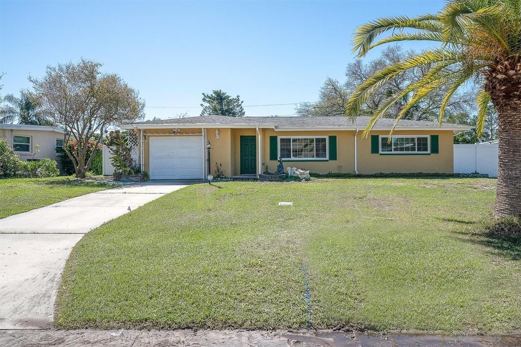 Photo of 2214 Duncan Drive, Belleair Bluffs, FL 33770 (MLS # TB8488793)