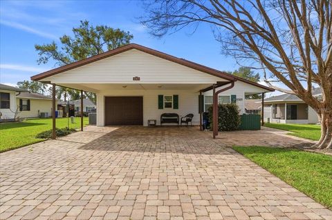 Photo of 2363 Sea Island Circle S, Lakeland, FL 33810 (MLS # L4960134)