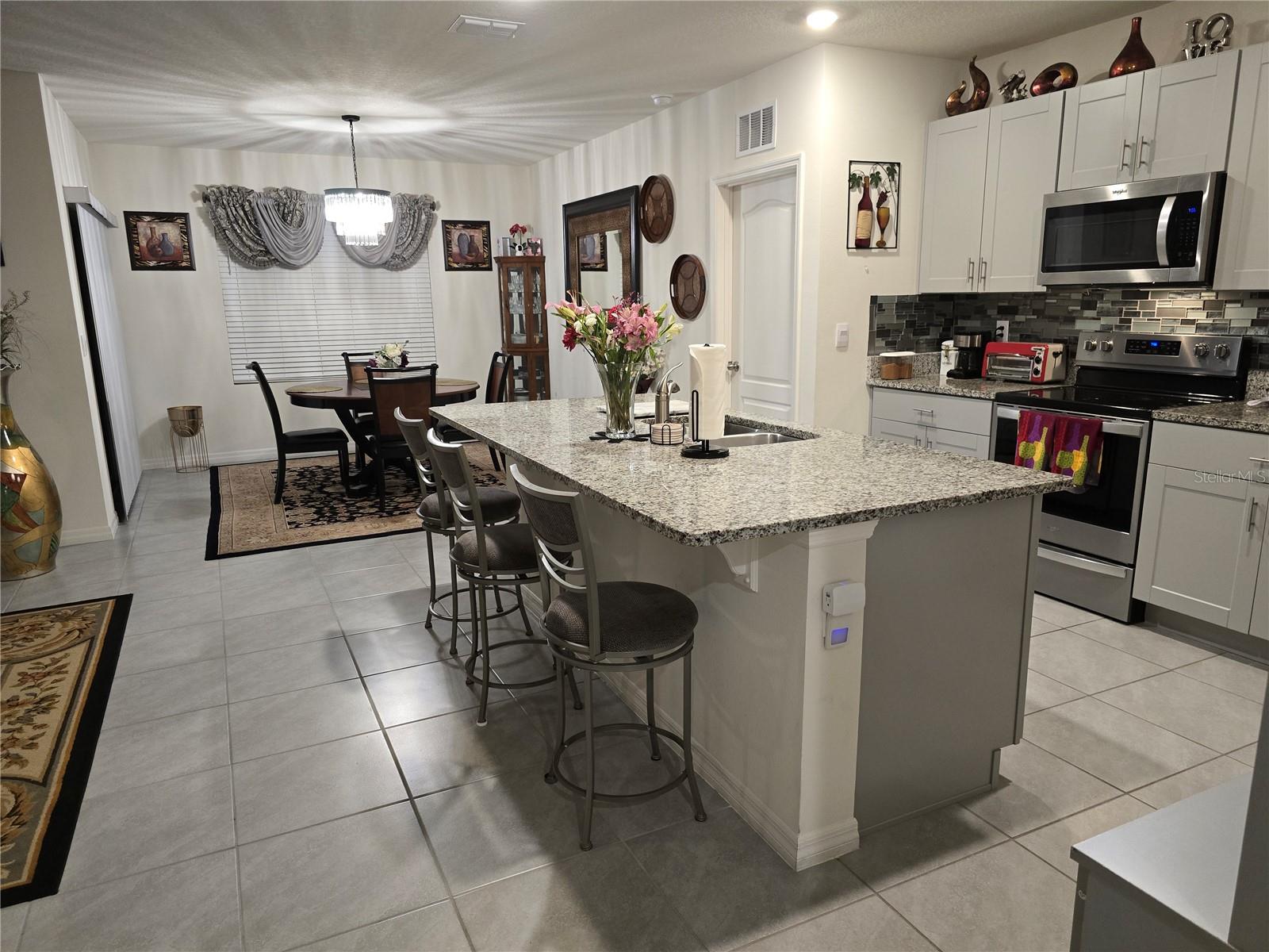 VICTORIA OAKS PH C - Residential