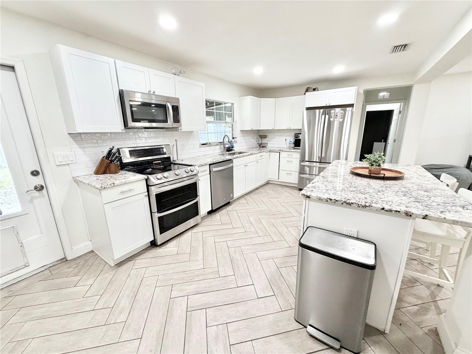 AZALEA REP - Residential