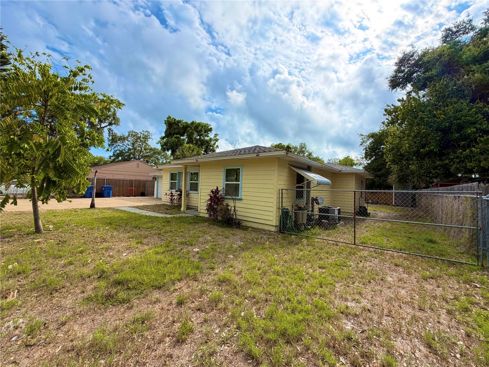 AZALEA REP - Residential