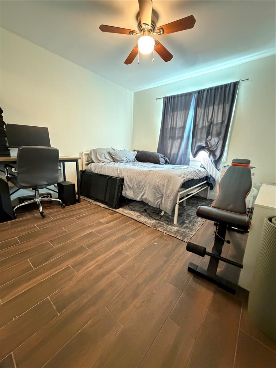 AZALEA REP - Residential