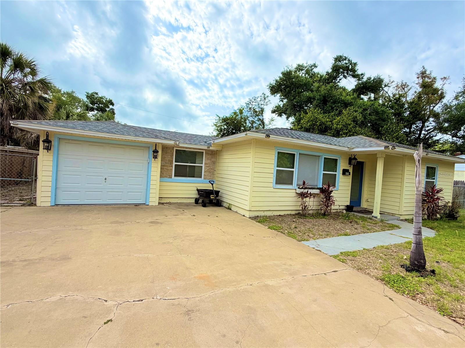 AZALEA REP - Residential