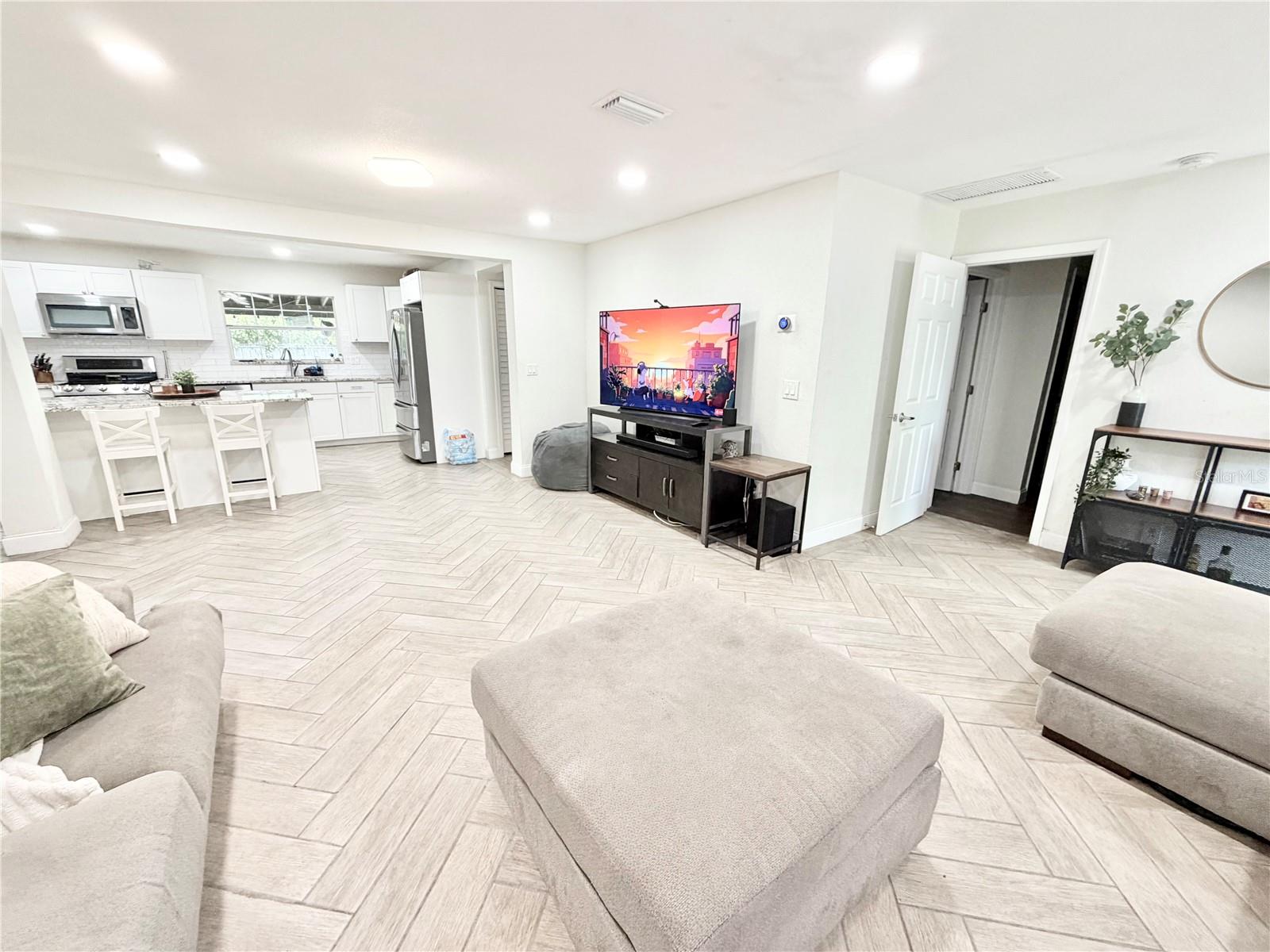 AZALEA REP - Residential