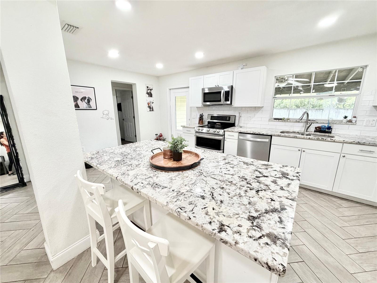 AZALEA REP - Residential
