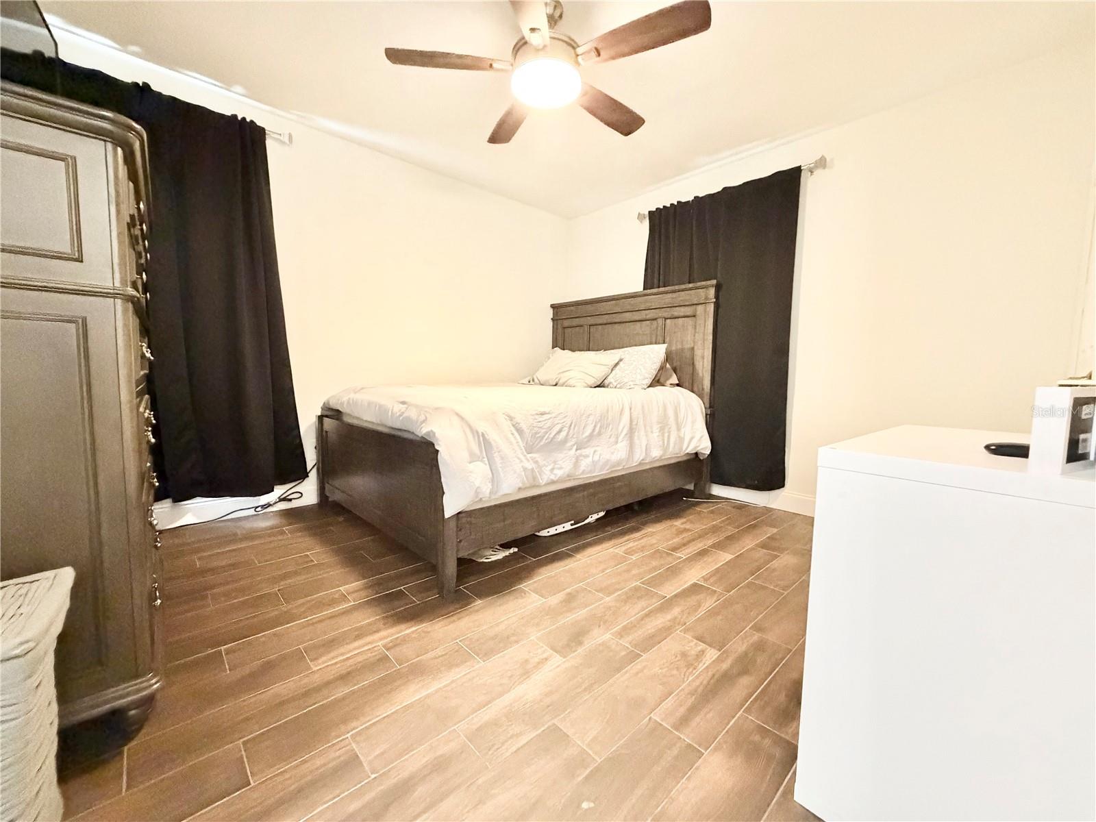 AZALEA REP - Residential