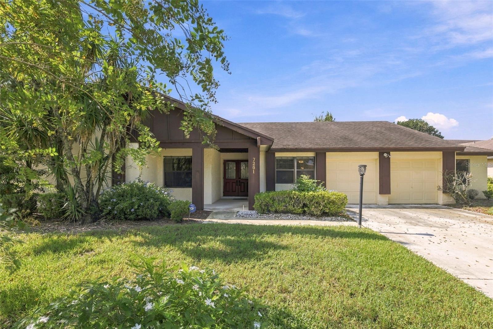 7201 MOSS LEAF LANE