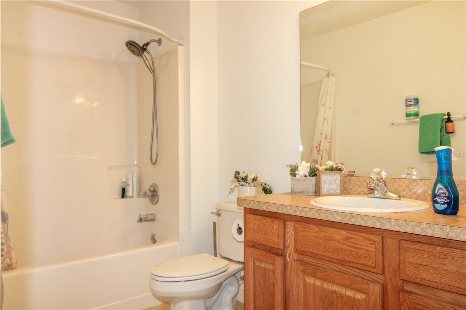OAK TRACE VILLAS - Residential