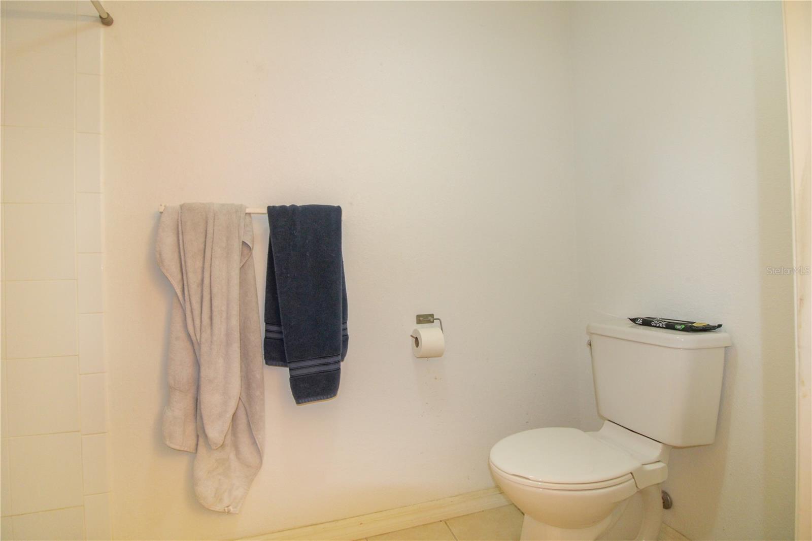 OAK TRACE VILLAS - Residential