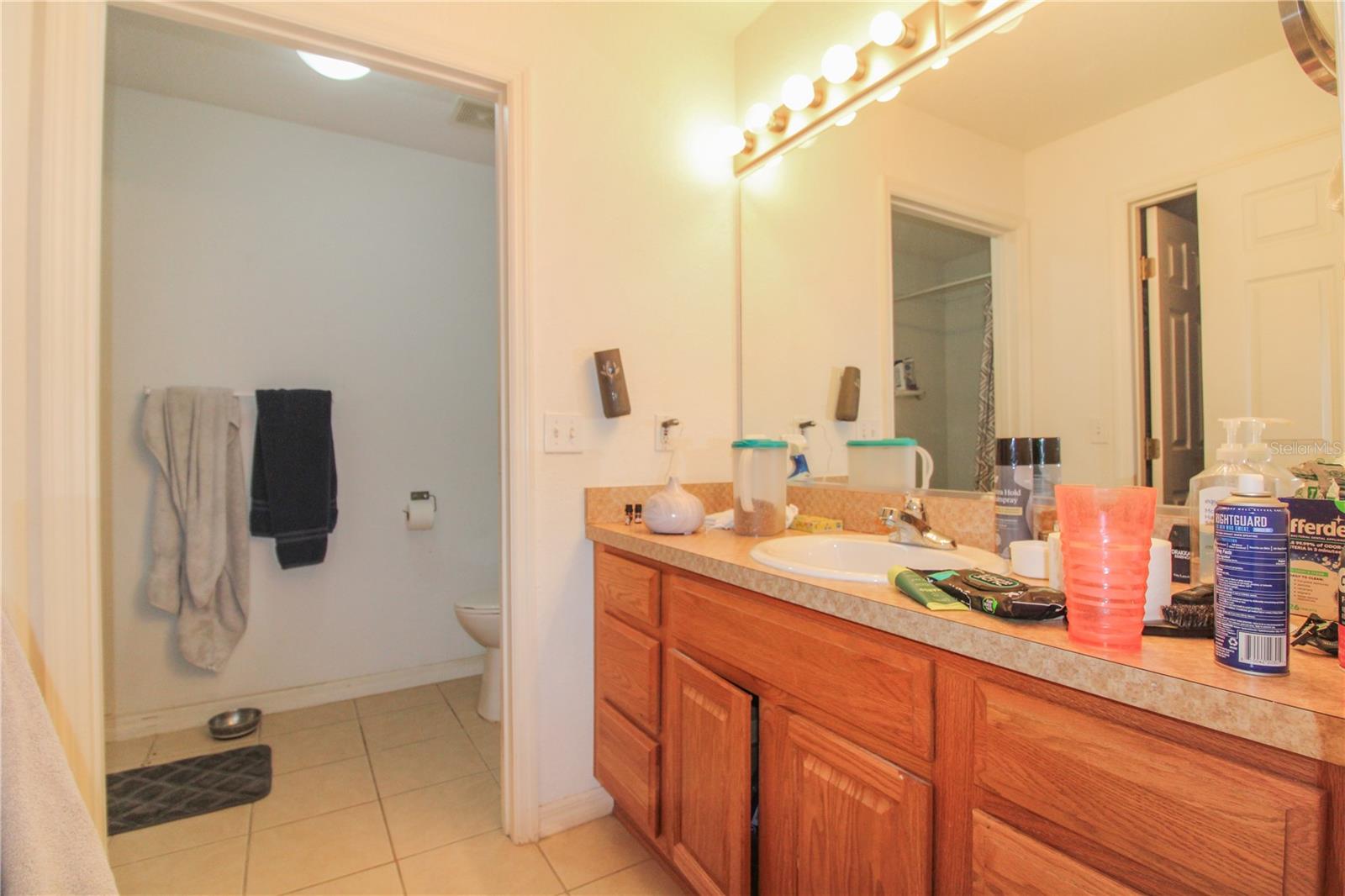OAK TRACE VILLAS - Residential
