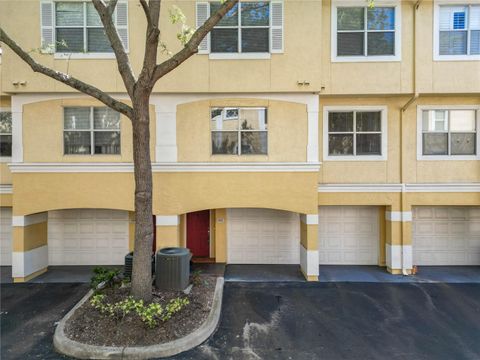 Photo of 1810 Shadow View Circle #1810, Maitland, FL 32751 (MLS # O6310105)