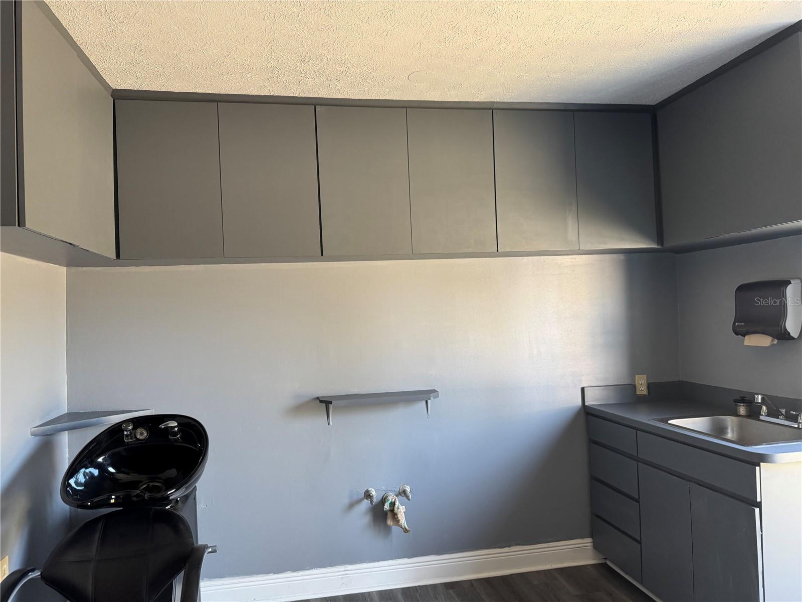 PRESHA SUB - Commercial Lease