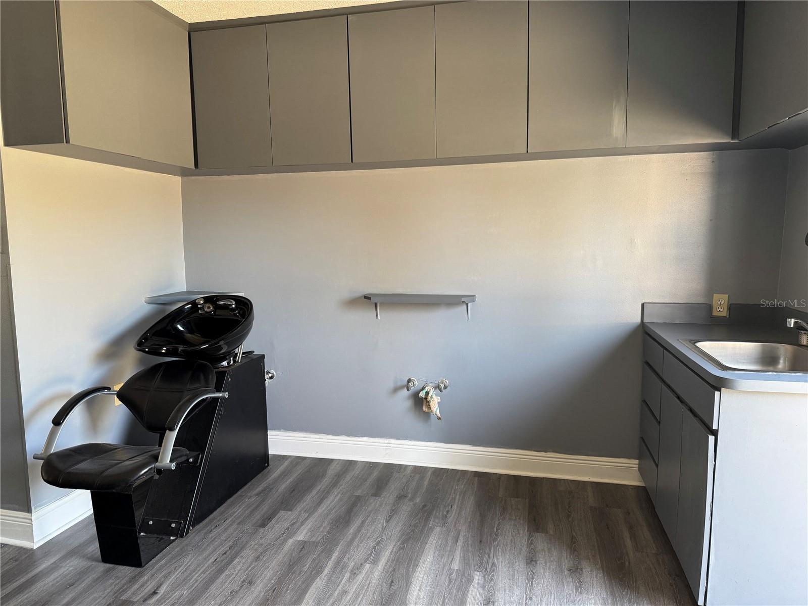 PRESHA SUB - Commercial Lease