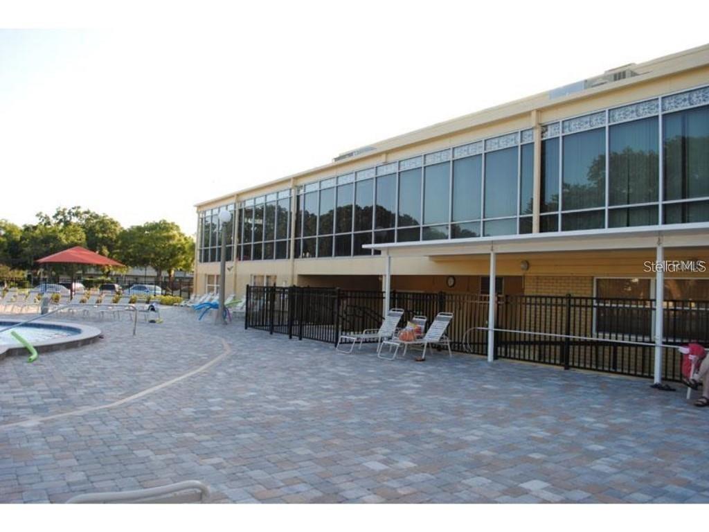 ON TOP OF THE WORLD - Residential Lease