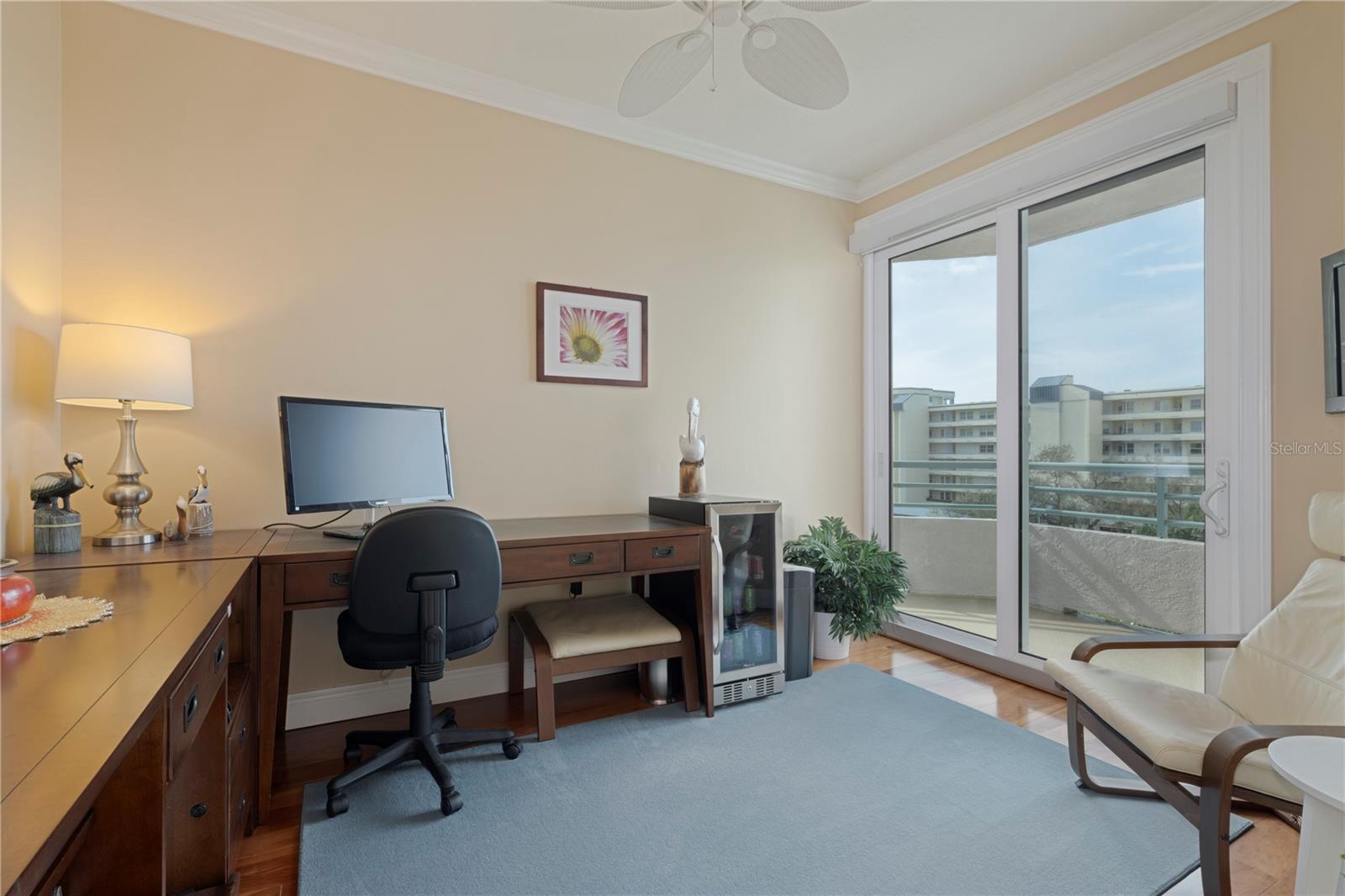 CORAL POINTE - Residential