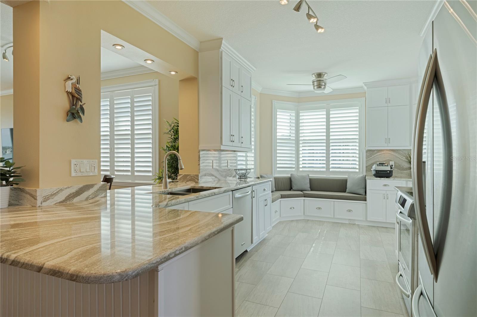 CORAL POINTE - Residential