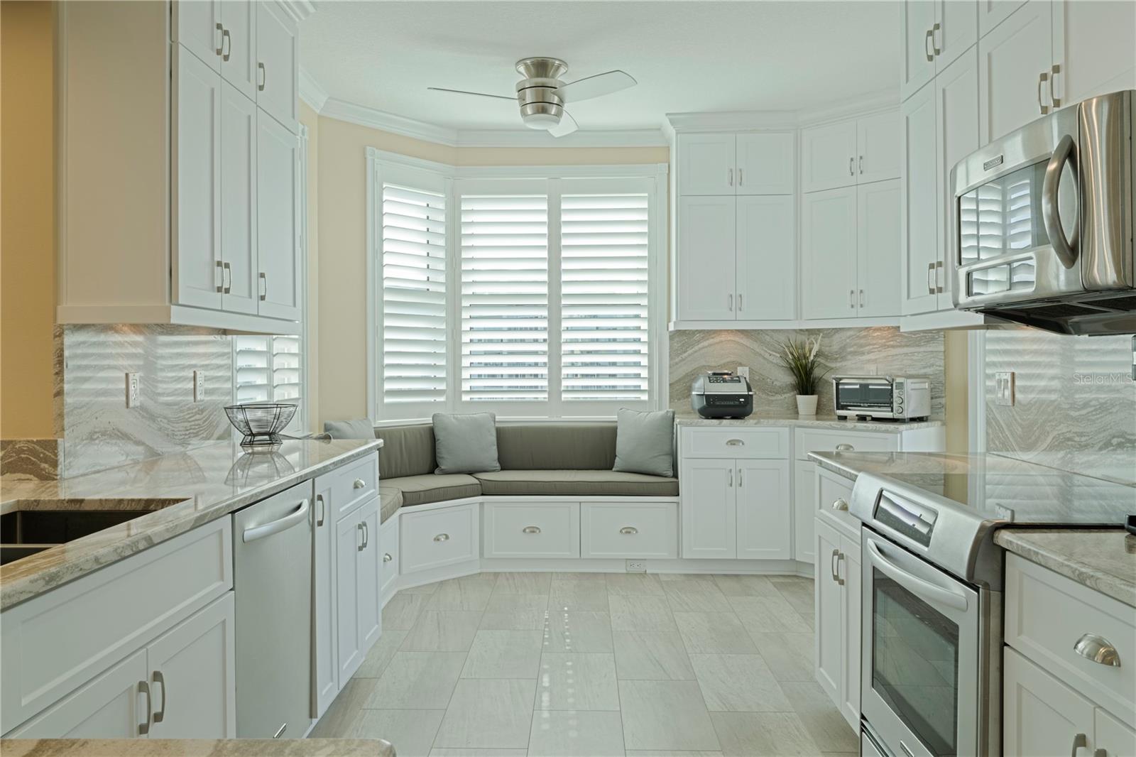 CORAL POINTE - Residential