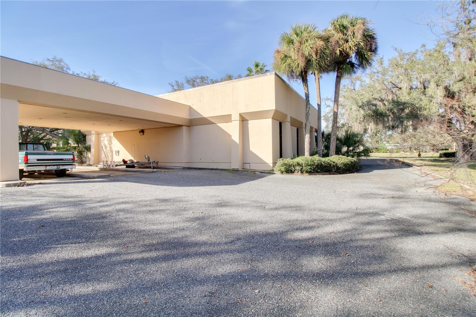 EUSTIS POLAK - Commercial Sale