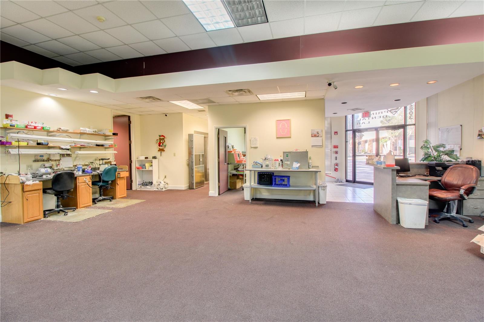 EUSTIS POLAK - Commercial Sale