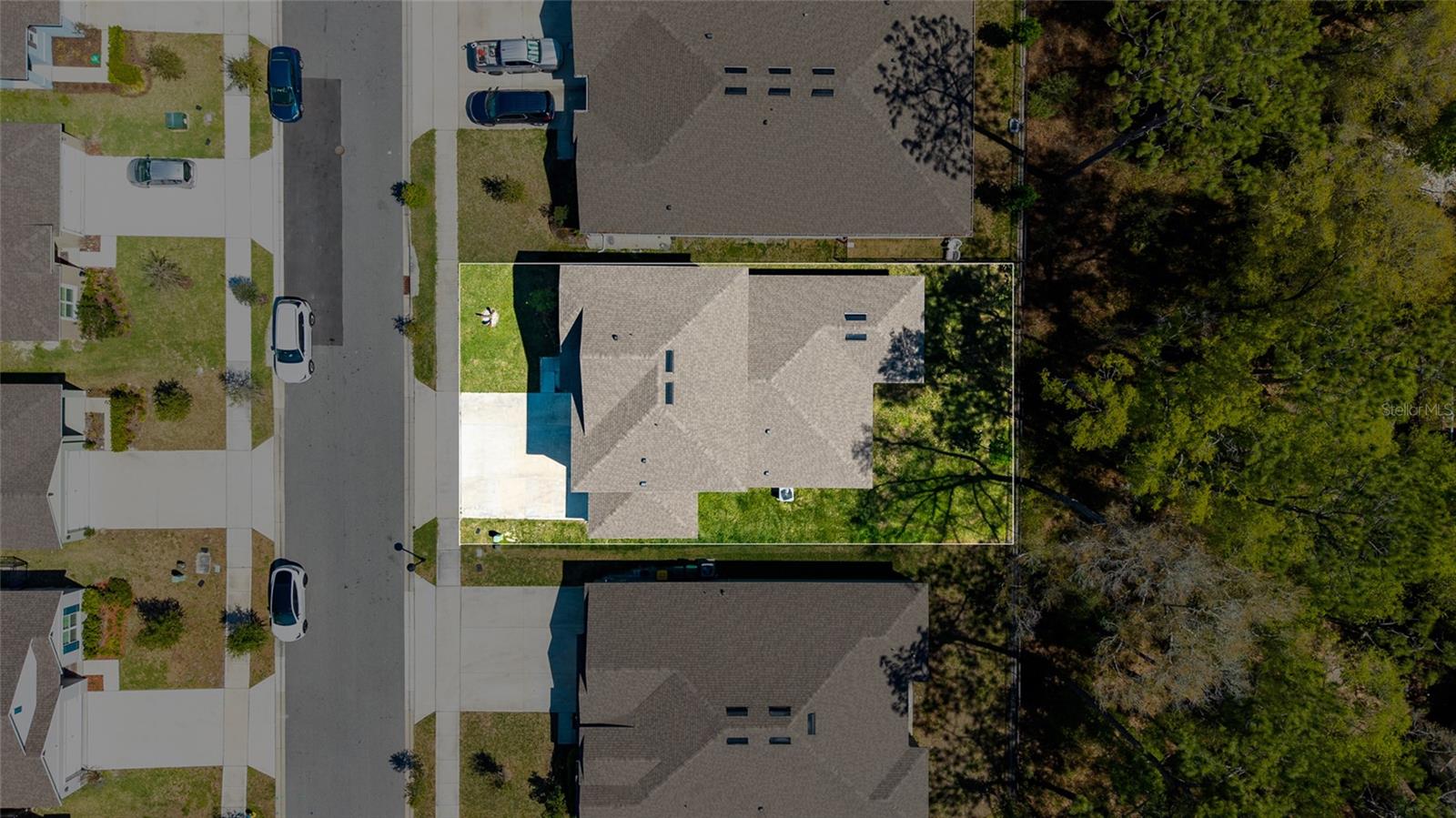 VICTORIA OAKS PH D - Residential