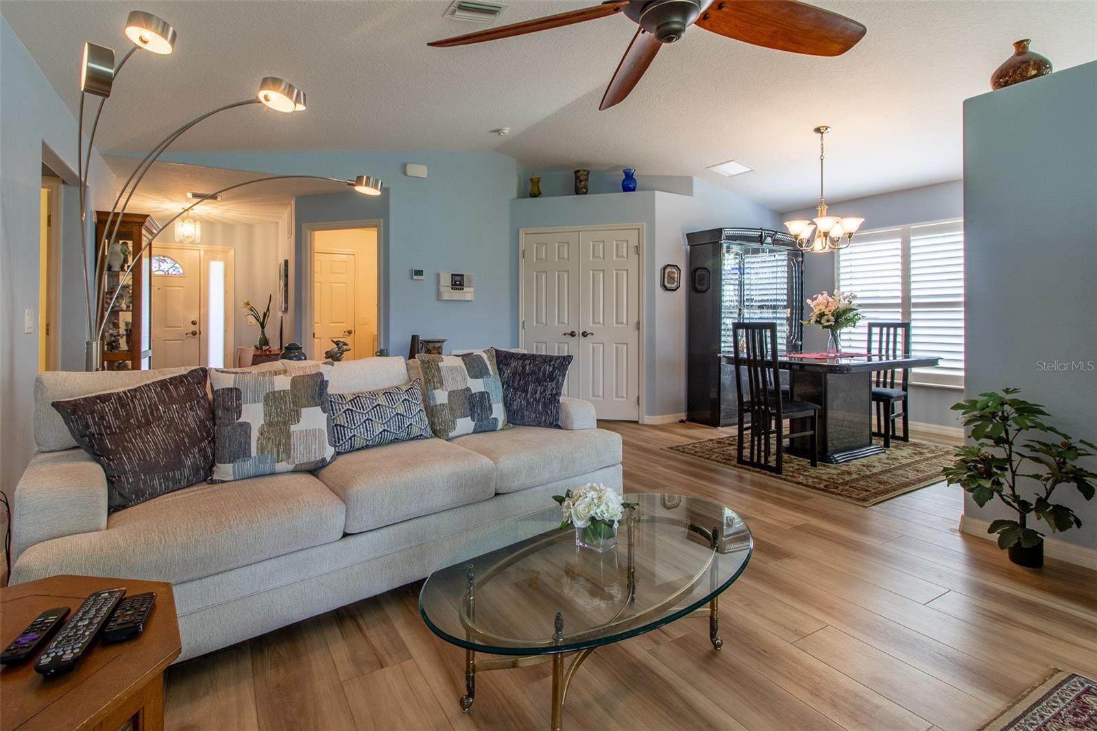 SUMMERGLEN PH 03 - Residential