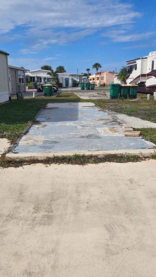 HOLIDAY TRAVEL PARK ENGLEWOOD - Land