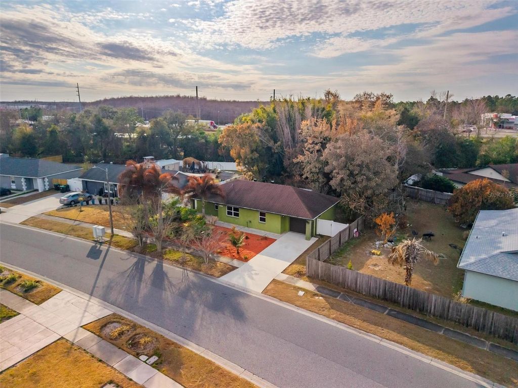 Photo of 12244 Delaware Woods Lane, Orlando, FL 32824 (MLS # G5108152)