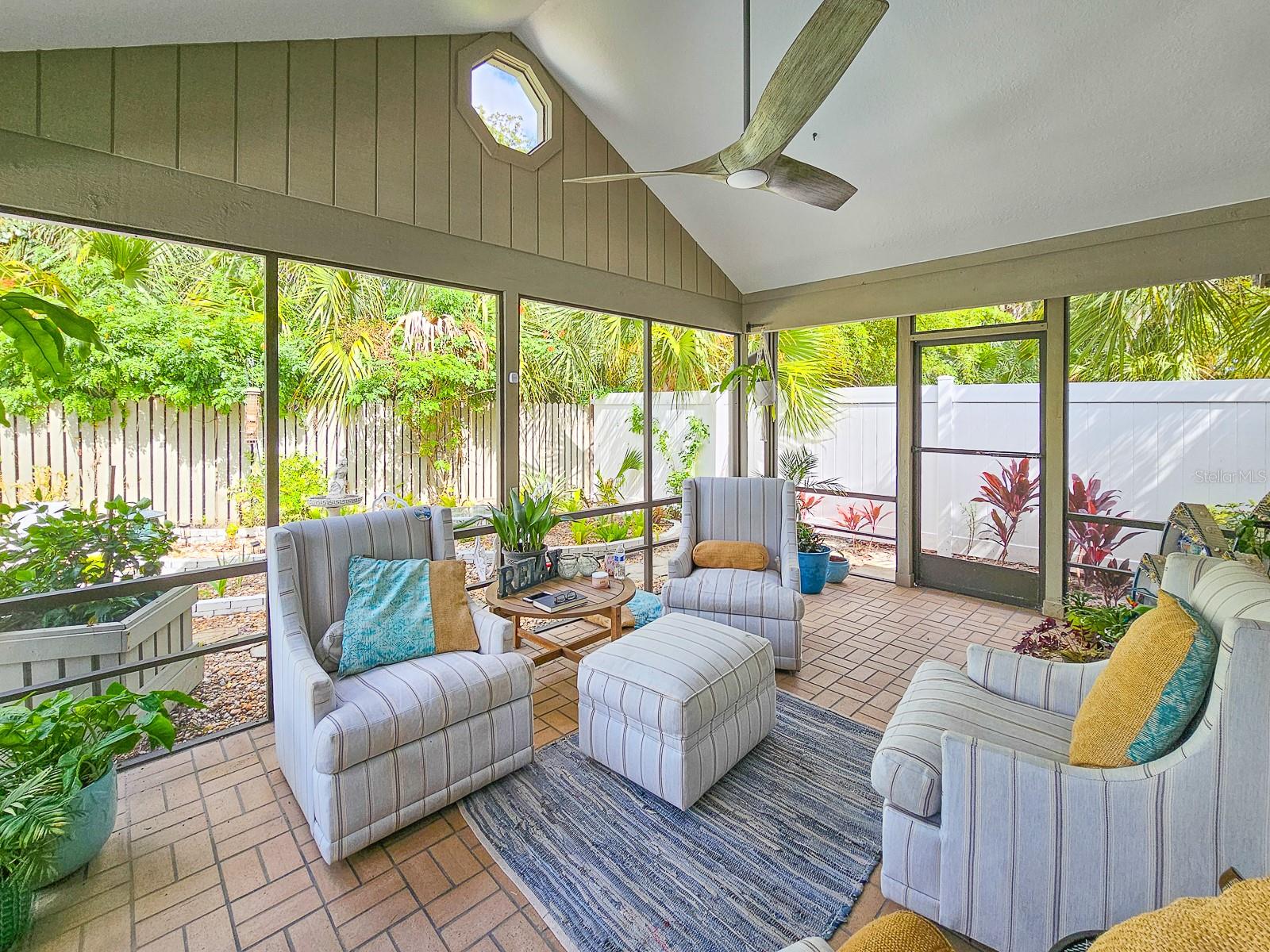 PALM HARBOR SUB - Residential