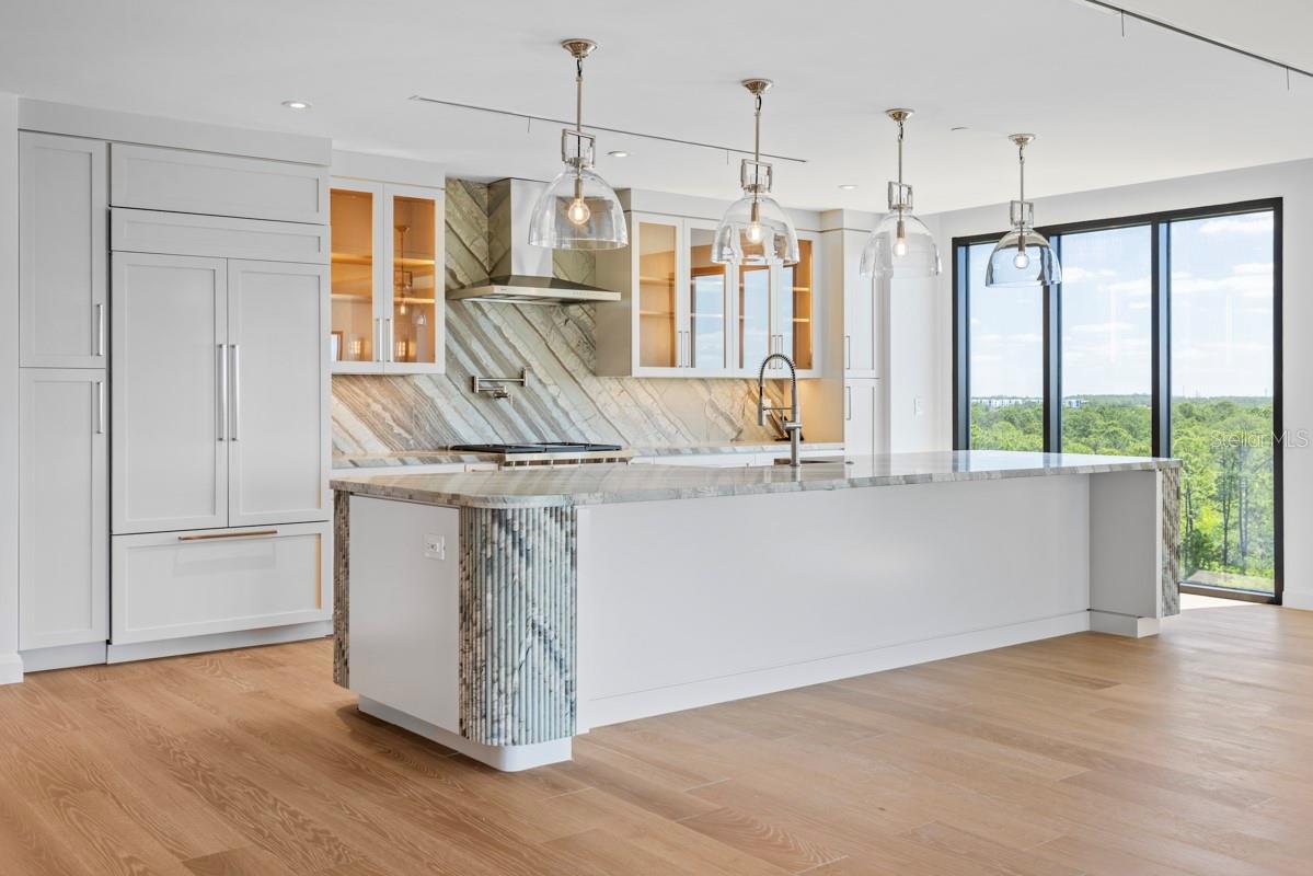 GOLDEN OAK FLORIAN PARK CONDOMINIUM - Residential