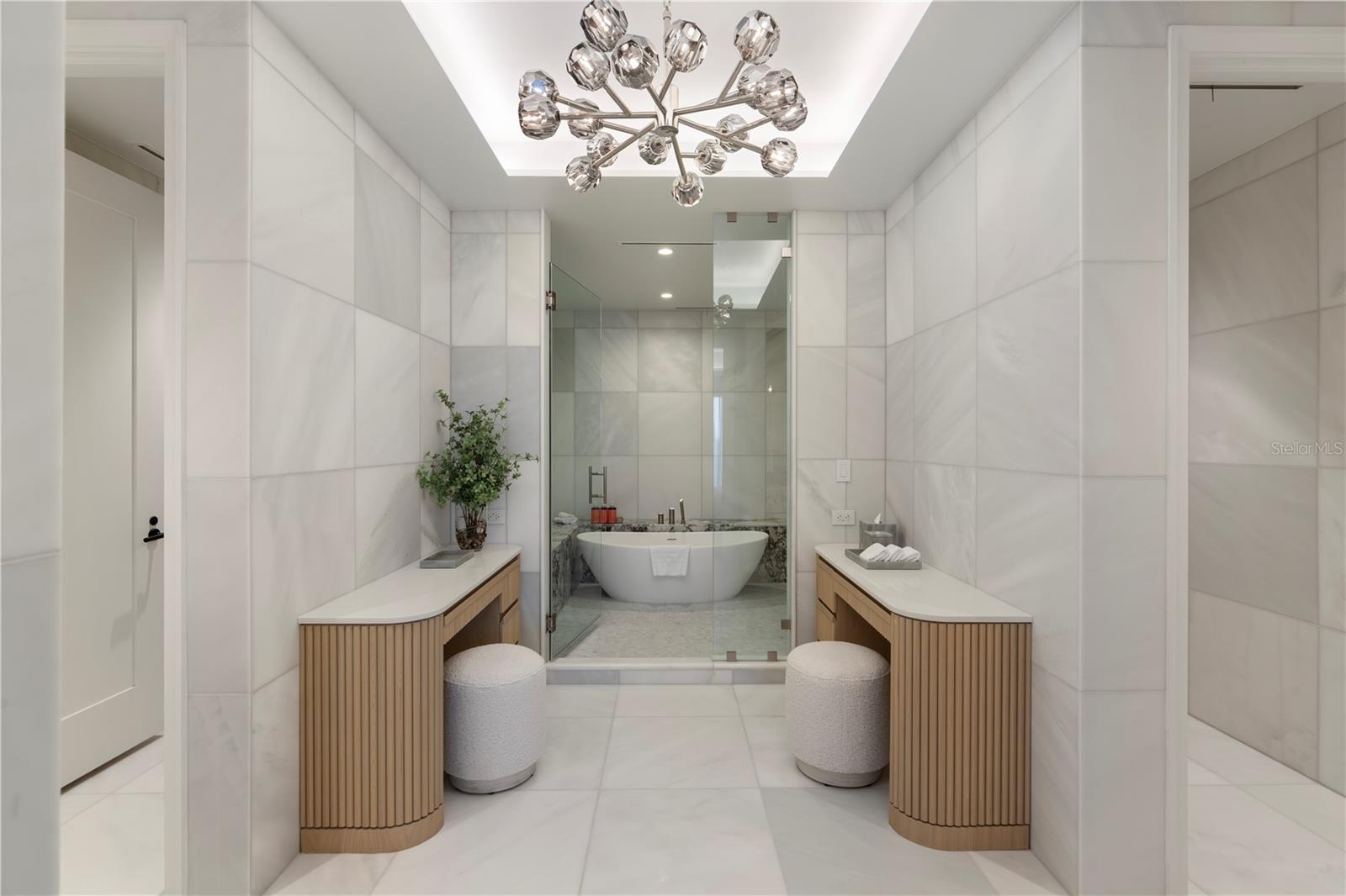 GOLDEN OAK FLORIAN PARK CONDOMINIUM - Residential