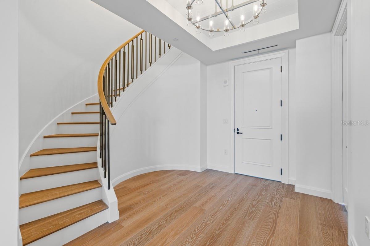 GOLDEN OAK FLORIAN PARK CONDOMINIUM - Residential